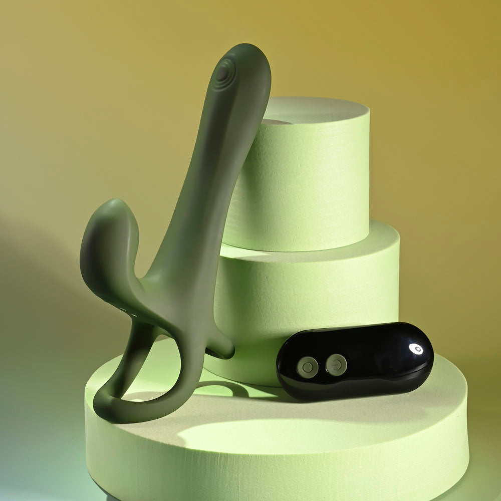  TAP & GO - Green USB Rechargeable Vibrating & Tapping Penis Sleeve with Wireless Remote